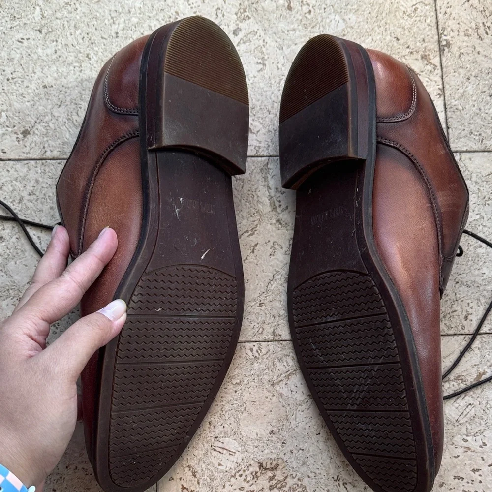 Steve Madden Men's Tan Leather Oxfords - Picture 3 of 4